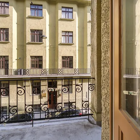 And Luxurious Beethovnova Apartment