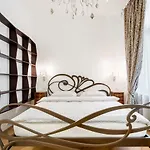 And Luxurious Beethovnova *