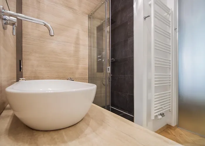 And Luxurious Beethovnova * ليوبليانا