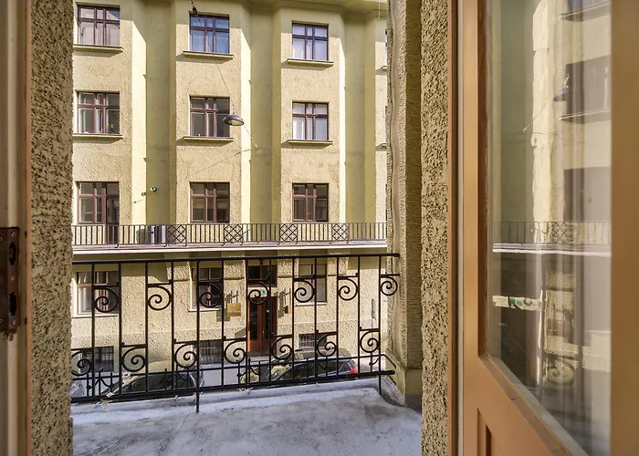 And Luxurious Beethovnova شقة